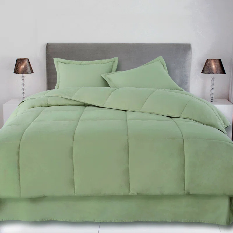 Traditional Comforter