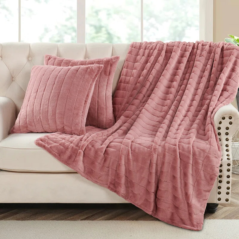 Home Soft Things Luxury Rabbit Faux Fur Throw Blanket
