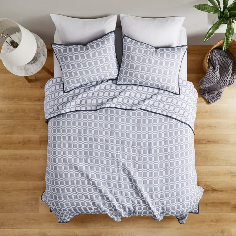 510 Design Harlow 3 Piece Reversible Matelasse Coverlet Set