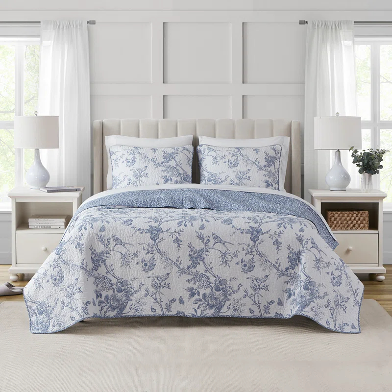 Cedar Court CEDAR COURT Chantilly Toile All-Season Reversible Cotton Quilt Set