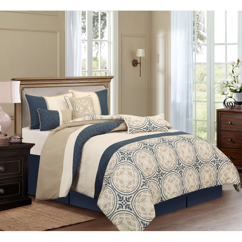 Nanshing America, Inc Camila Comforter Set