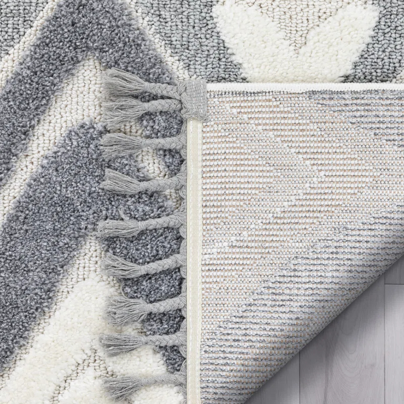 Union Rustic Raelynn Moroccan Cream/Gray Area Rug