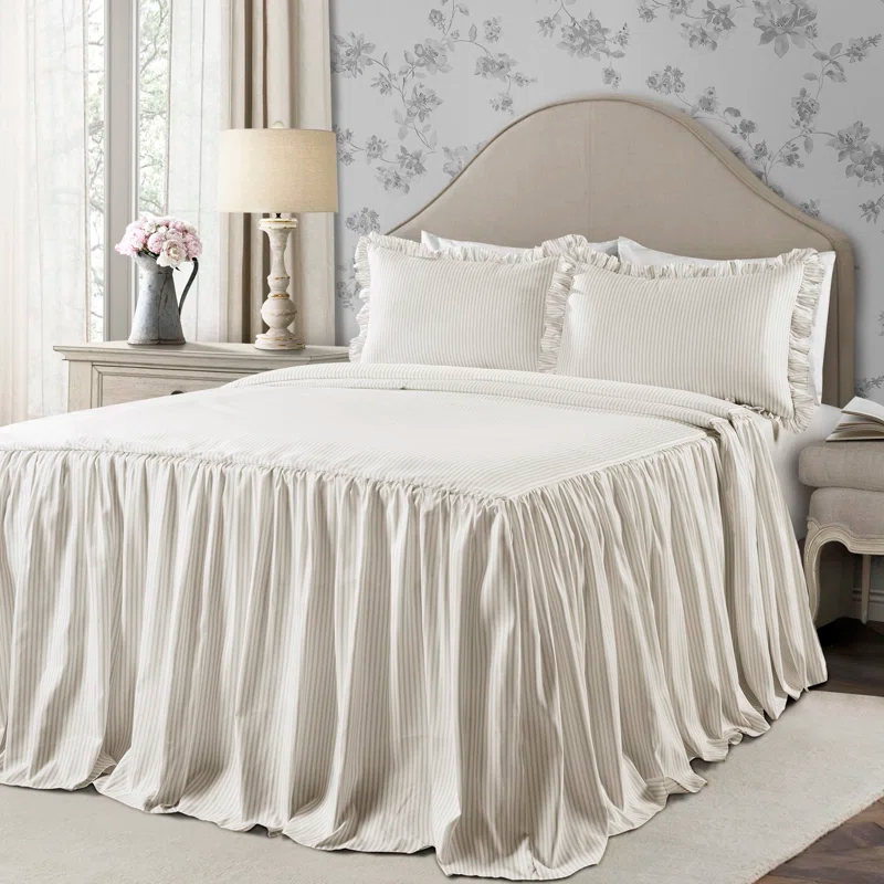 Lush Decor Reyna Microfiber Reversible 3 Piece Bedspread Set