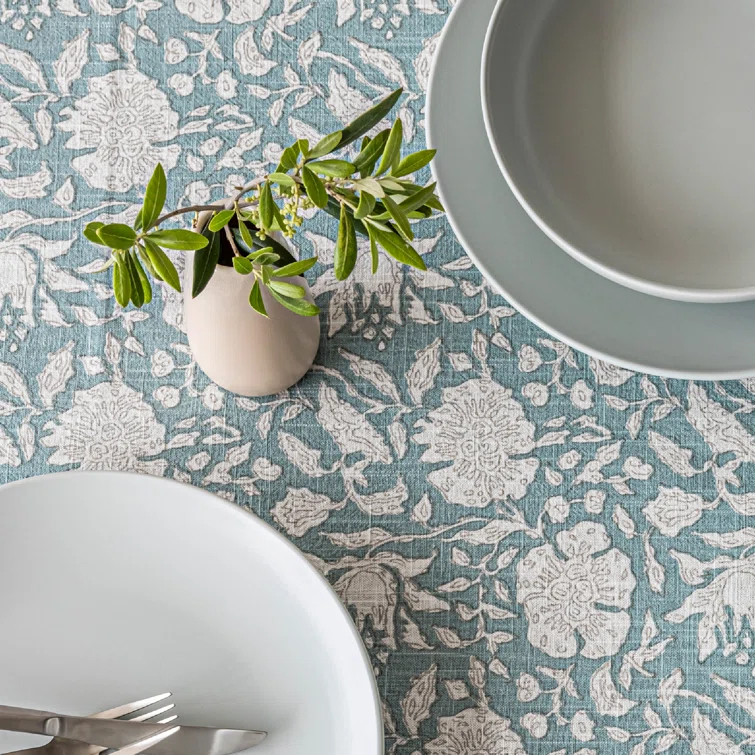 over&back Hand-Blocked Table Runner