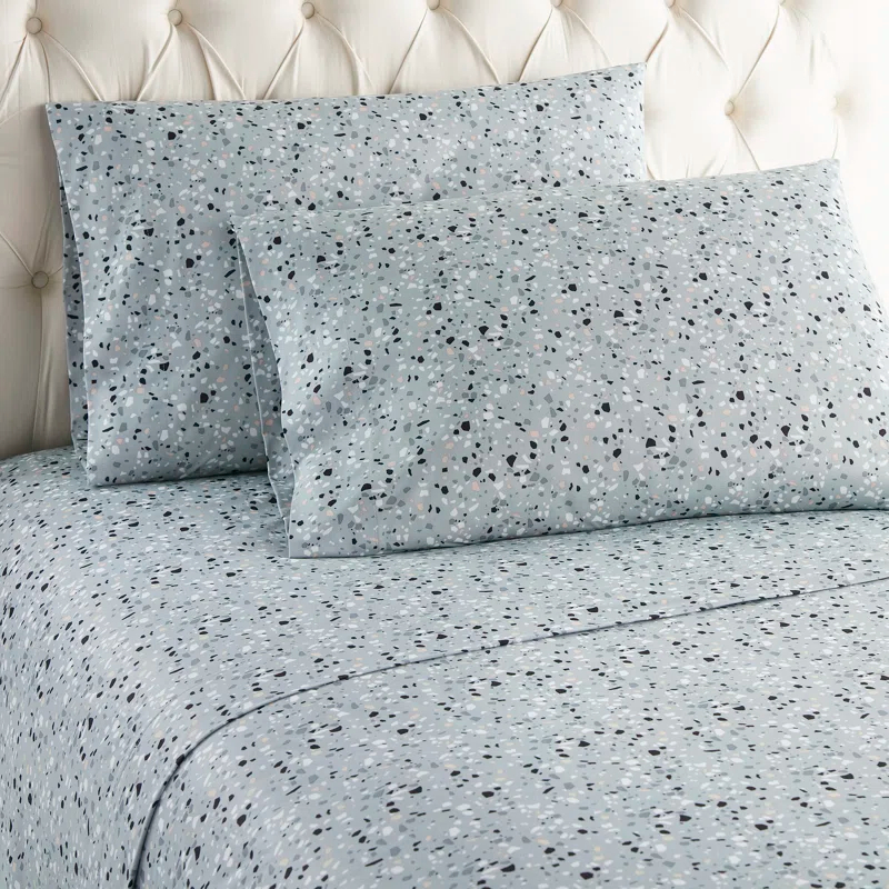 Micro Flannel® Micro Flannel® Printed Deep-Pocket Sheet Set