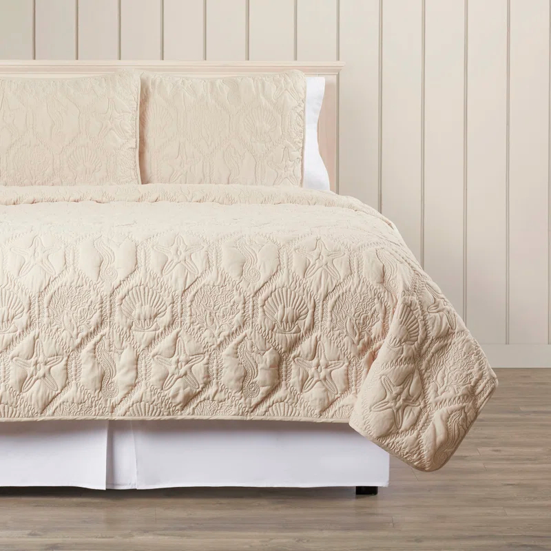 VCNY Shore 3-Piece Embossed Quilt Set