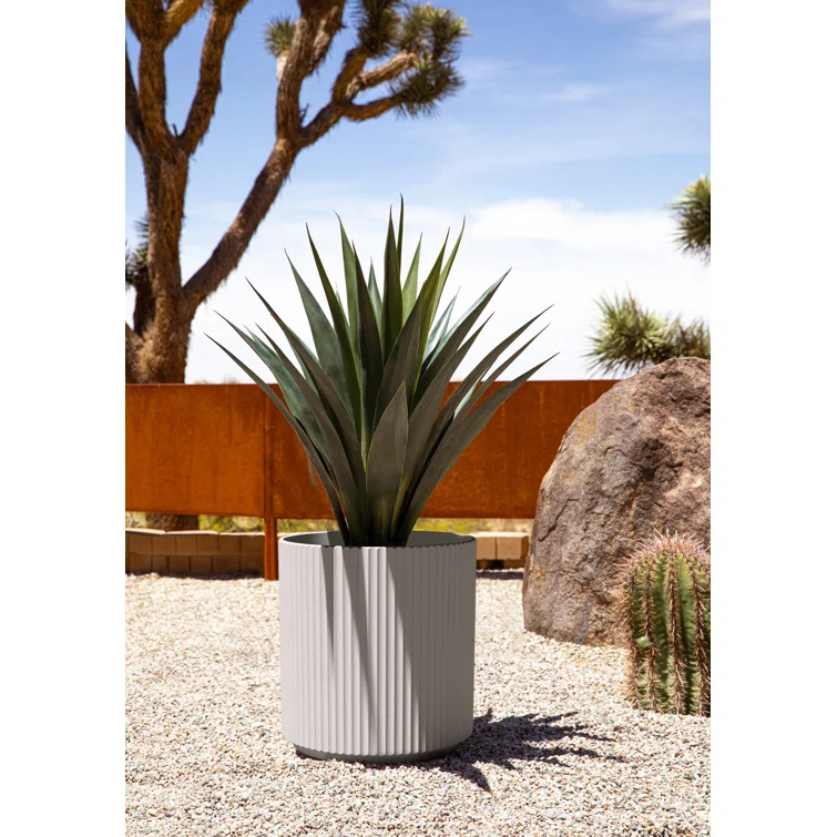 Demi Series Round Planter