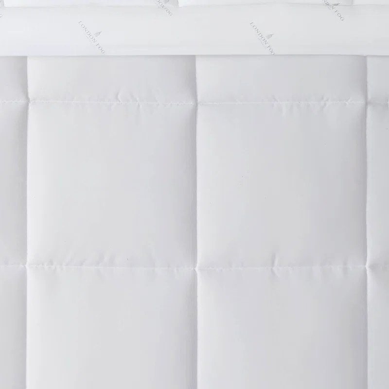 London Fog Seersucker Dot Comforter