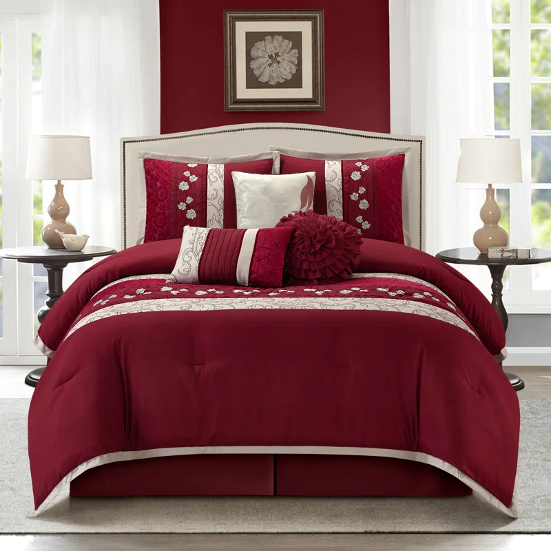 Nanshing America, Inc Riley 7 Piece Glam Comforter Set