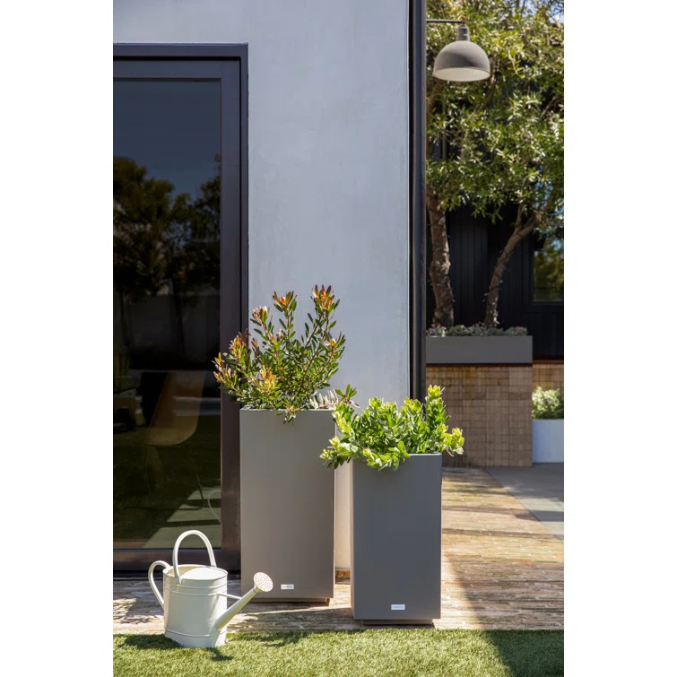 Block Series Pedestal Planter