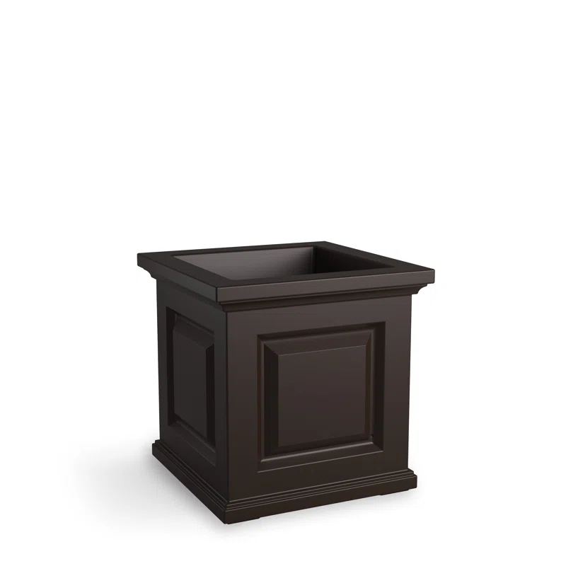 Mayne Inc. Nantucket Square Resin Planter Box with Water Reservoir