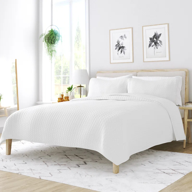 Antora Microfiber Modern & Contemporary Coverlet / Bedspread Quilt Set