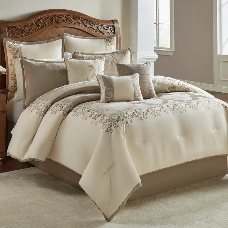 Riverbrook Home Hillcrest Comforter Set