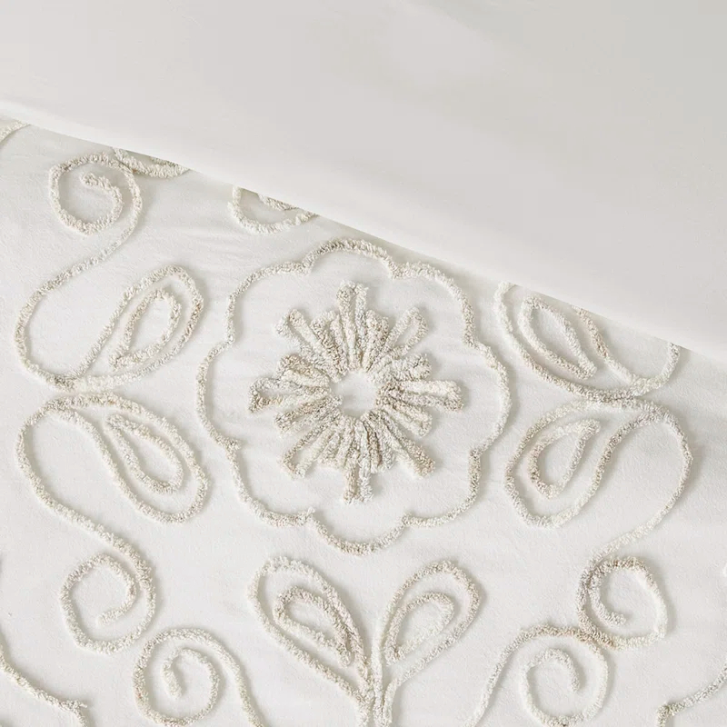 Gracie Mills Gertrude 3 Piece Tufted Cotton Chenille Coverlet Set