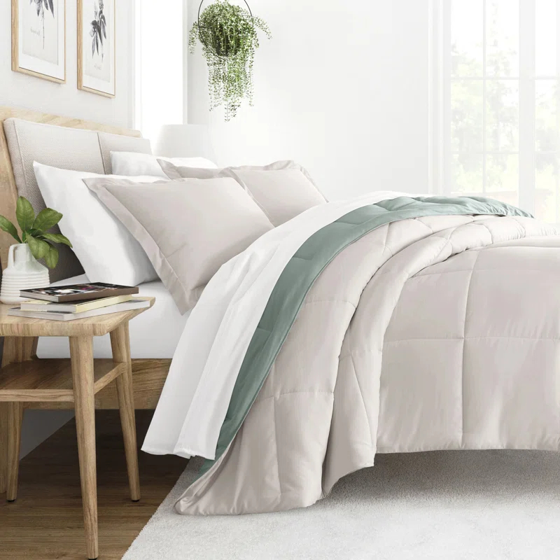 Reversible Down-Alternative Comforter Bedding Set