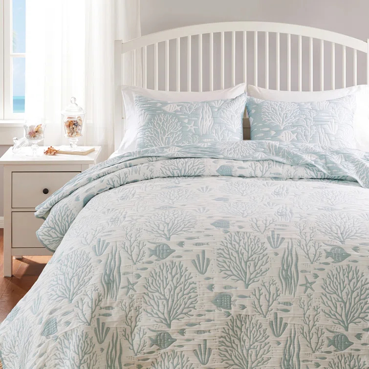 Greenland Home Fashions Coastal Paradise Jacquard Coverlet Set