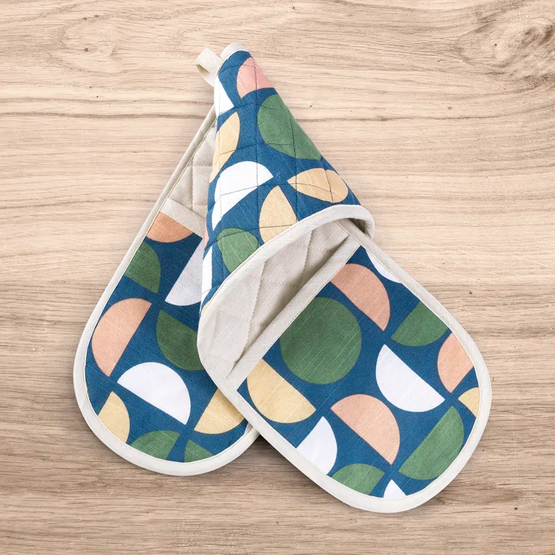 No. 918 Millennial Scandi Quilted Geometric Print Double Oven Mitt