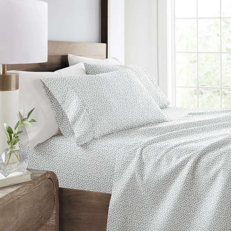 4 Piece Sheet Set Patterned Microfiber Ultra Soft Bedding in Floral Dream