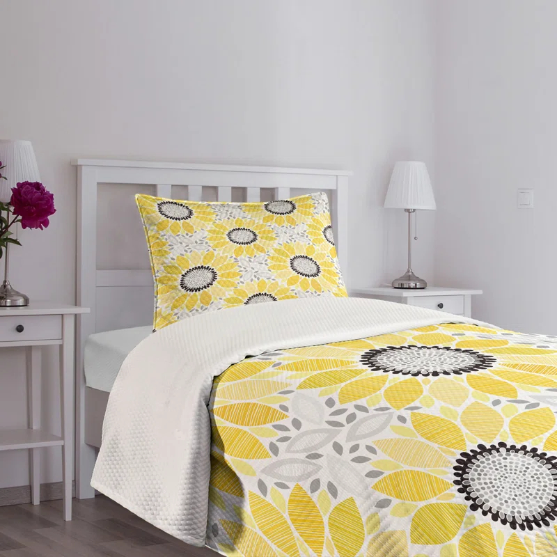 Ambesonne Ambesonne Yellow Bedspread Sun Flower Nature