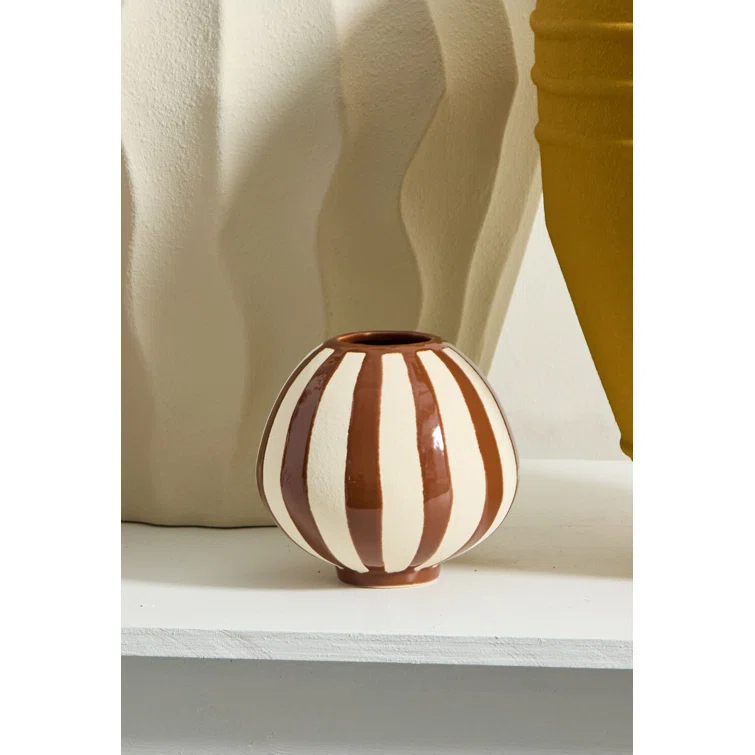 Unbound Vase 6.25"x 6"