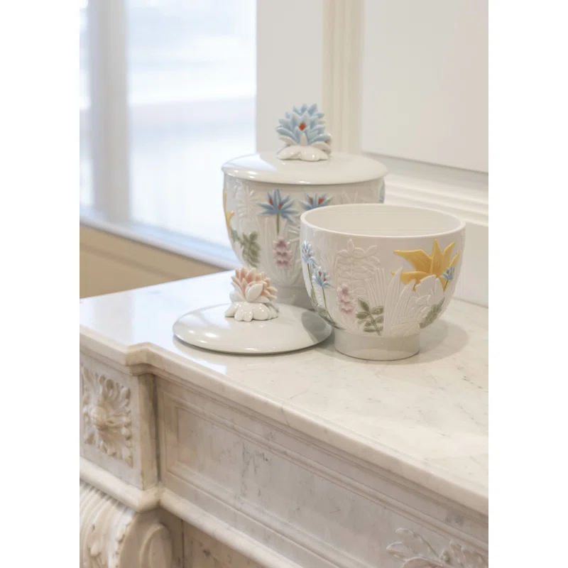 Paradise Gardens of Valencia Scented Jar Candle