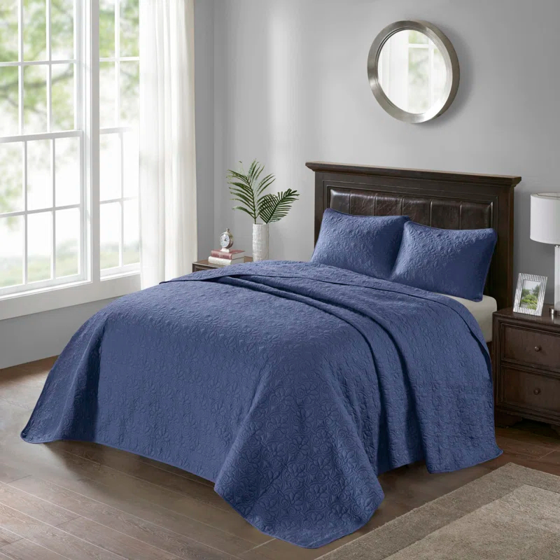 Quebec Reversible Bedspread Set