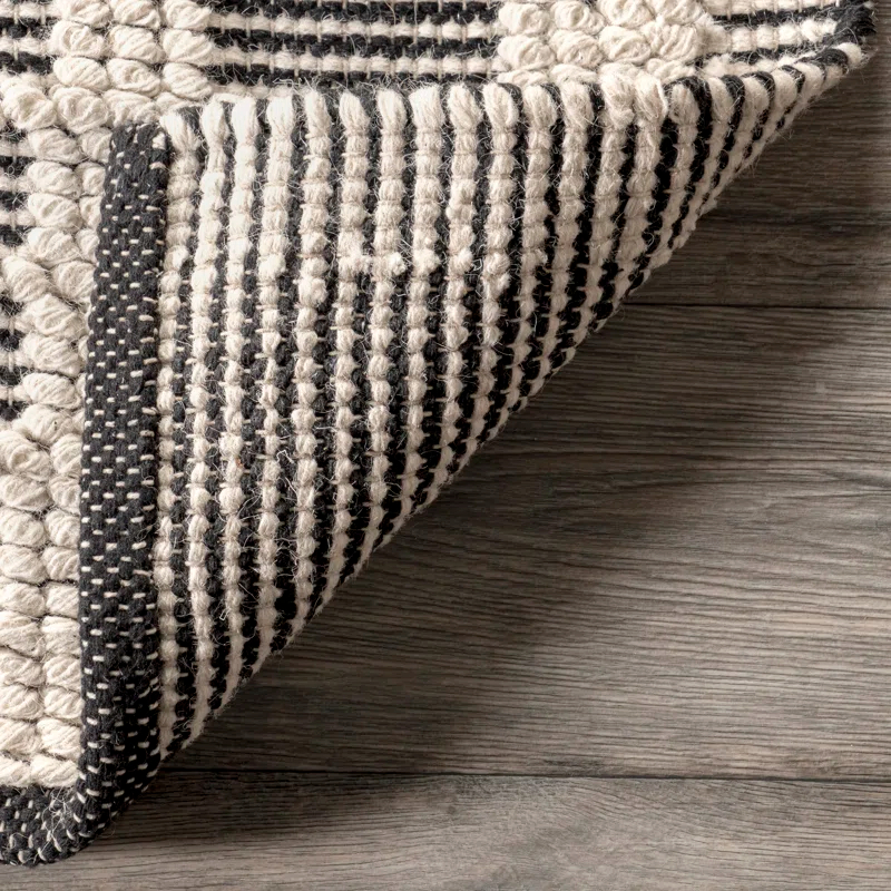 Gracie Oaks Parker Check Textured Ivory Area Rug
