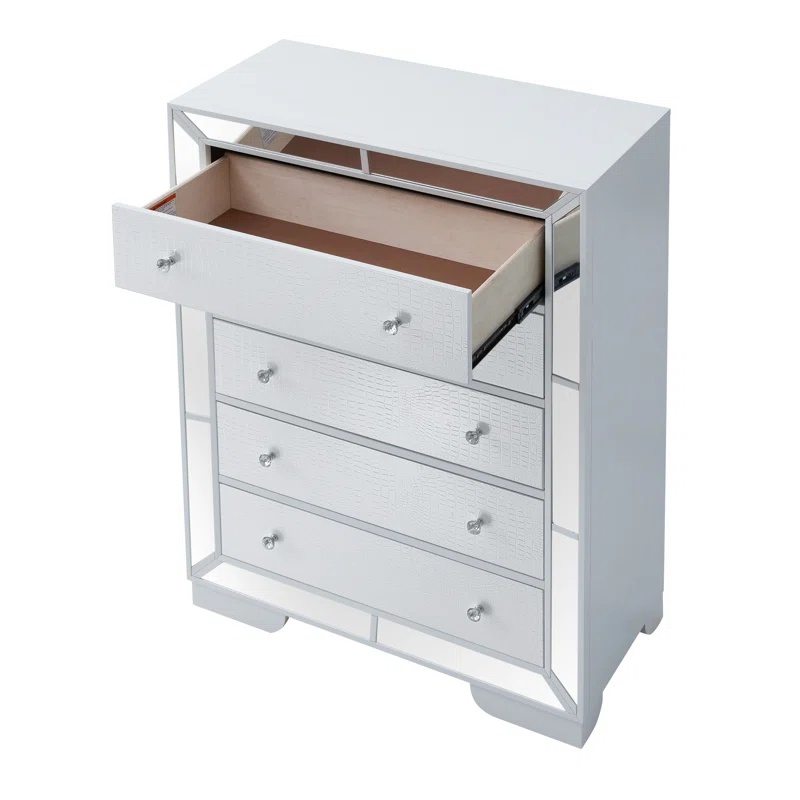 5 Drawer 32'' W Chest