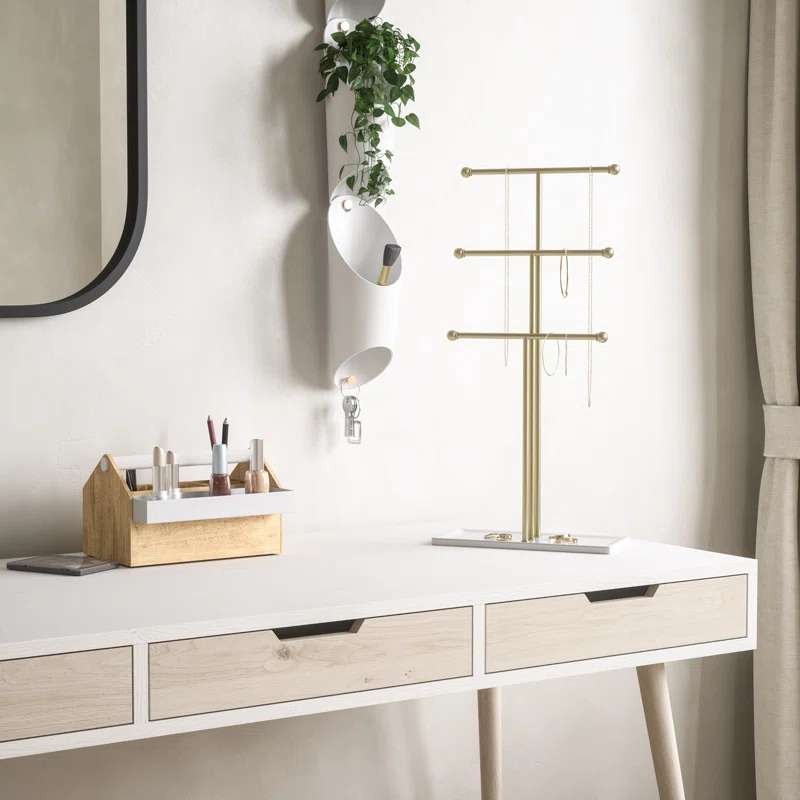 Trigem Jewelry Stand