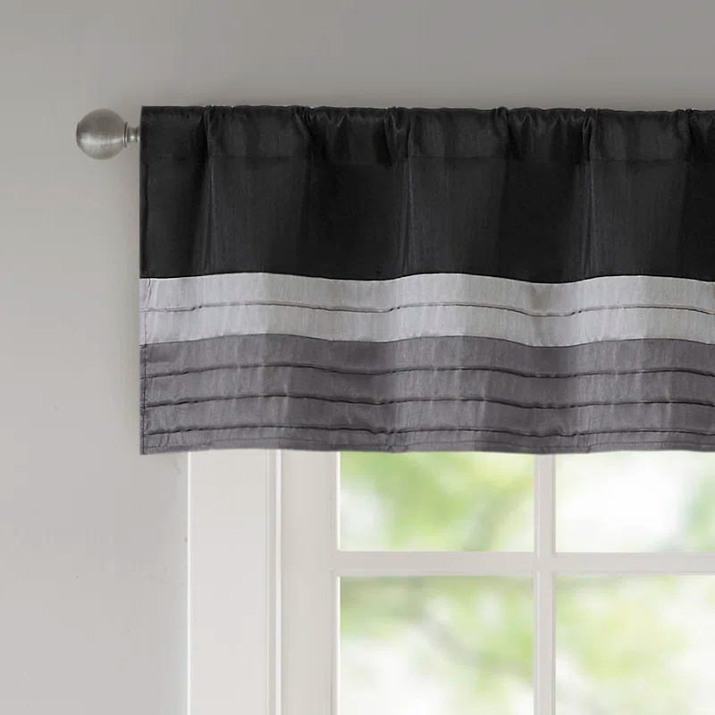 Madison Park Amherst Polyoni Pintuck Window Valance