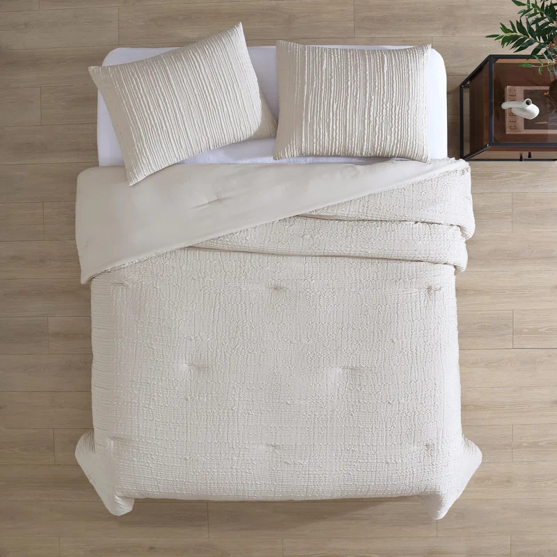 Kenneth Cole Serenity Wavy Lines Beige Comforter Set