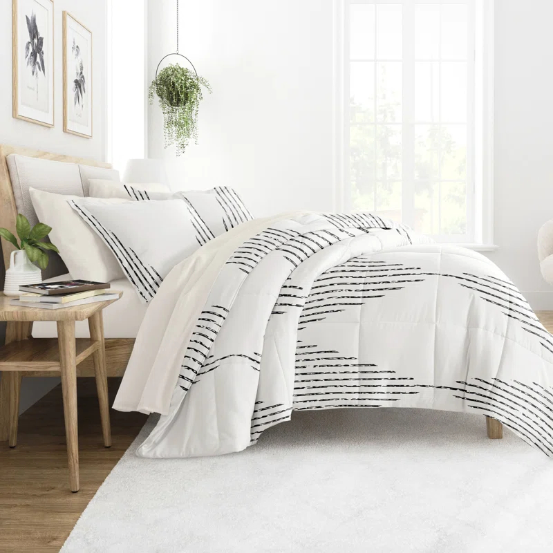 7-Piece Bedding Bundle - Pattern Comforter and Sheet Set