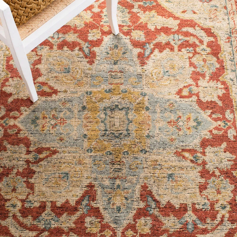 Safavieh Izmir Hand Knotted Wool Oriental Rug
