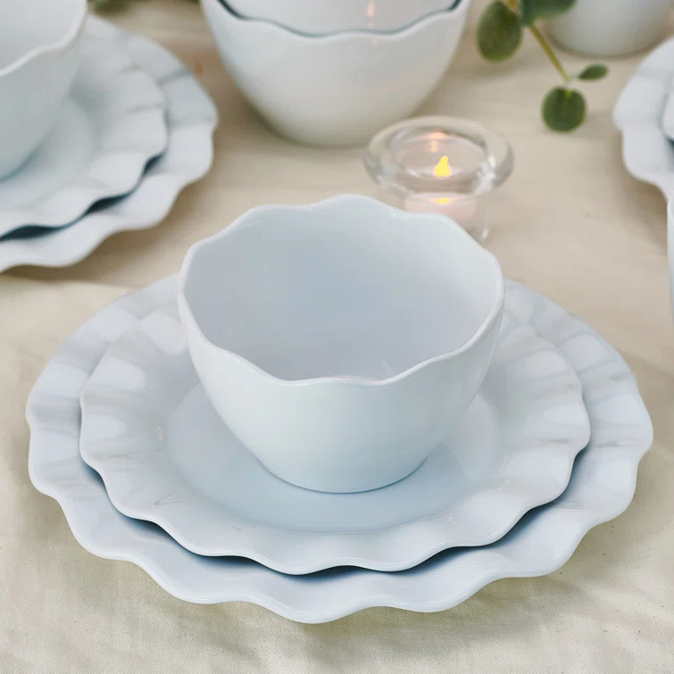 Fitz and Floyd Everyday White Scallop 12-Pc Dinnerware Set, Service For 4