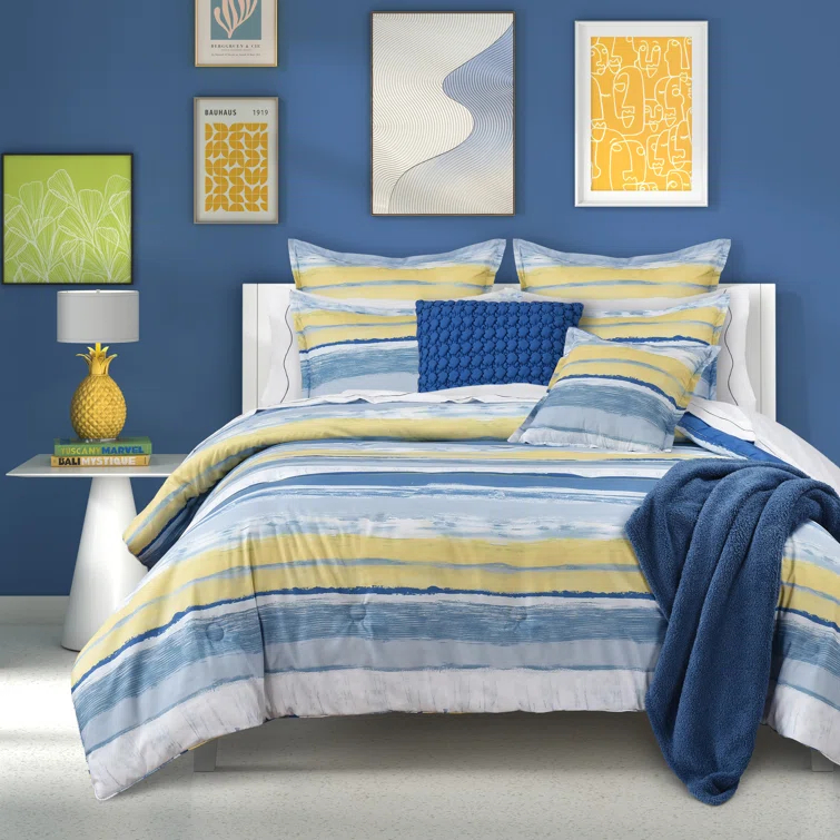 Five Queens Court Seaside Comforter Set