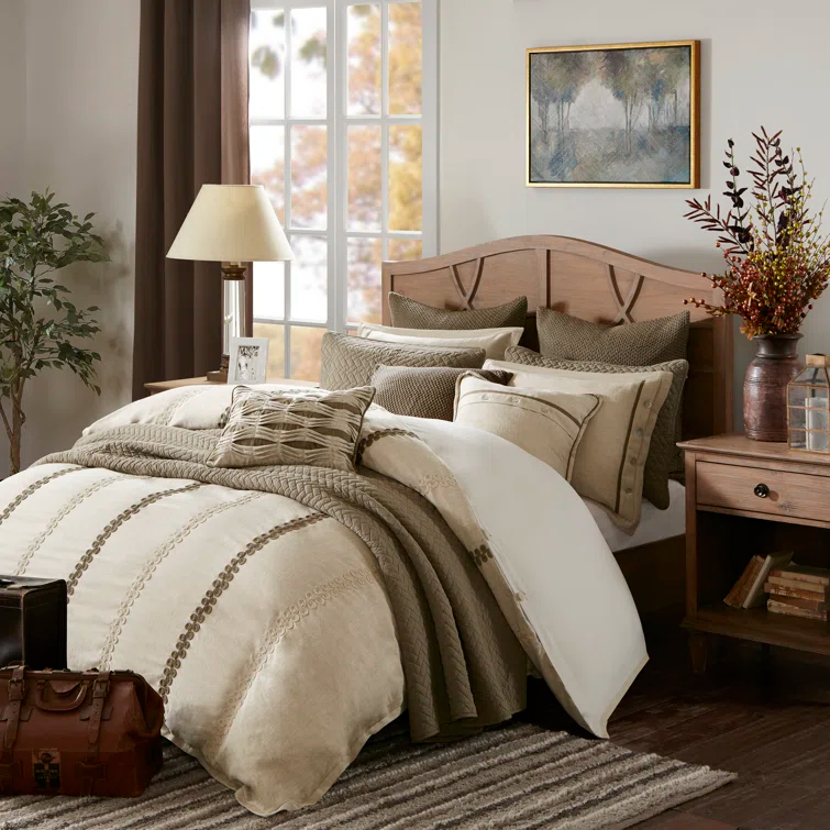 Madison Park Signature Madison Park Signature Chateau Comforter Set
