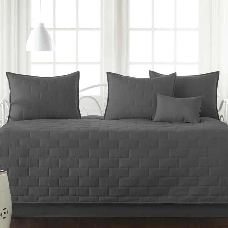 SouthShore Fine Linens Southshore Fine Linens Brickyard 6-Piece Daybed Quilt Set with Shams and bed skirt