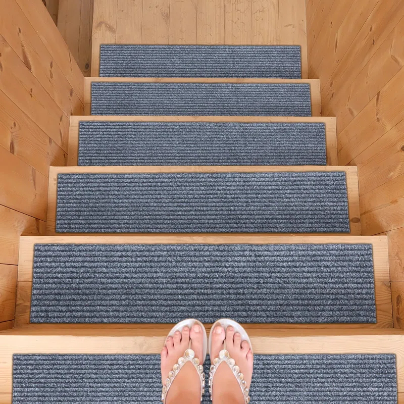 Ottomanson Non-Slip Rubberback Ribbed Design Indoor/Outdoor Stair Treads (Set of 7)