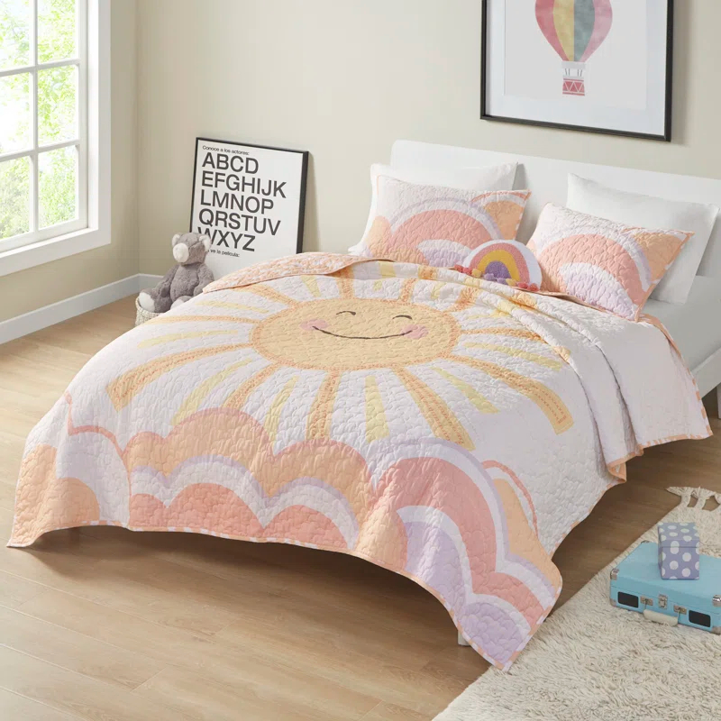 Intelligent Design Kids Dawn Sunshine Clouds Yellow/Coral 100% Cotton Reversible Quilt Set Twin