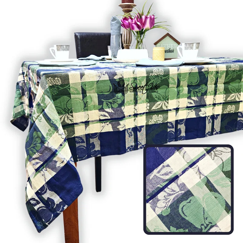 Sweet Us Jacquard Grapevine Tablecloth