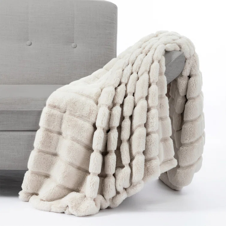 Cozy Bliss Soft Faux Fur Throw Blanket Plush Winter Blanket