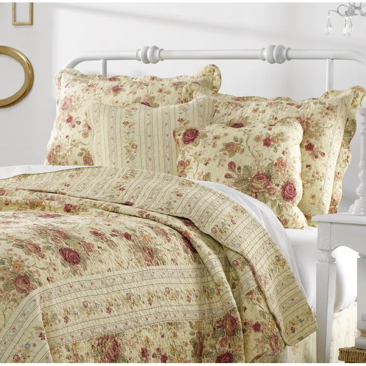 Antique Rose Cotton Reversible Quilt Set with Throw Pillows
