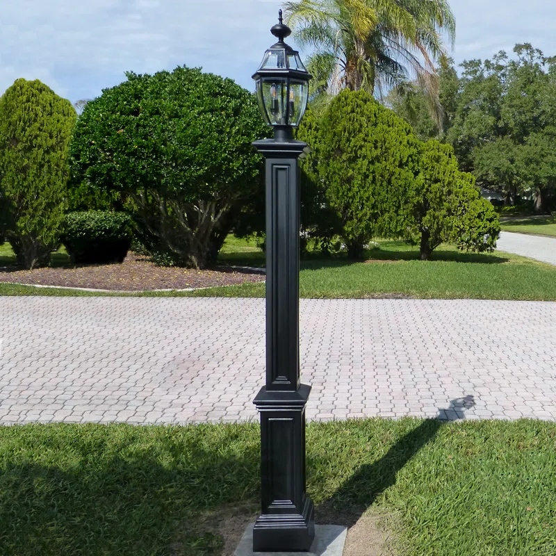 Mayne Inc. Signature Lamp Post (w/Mount)