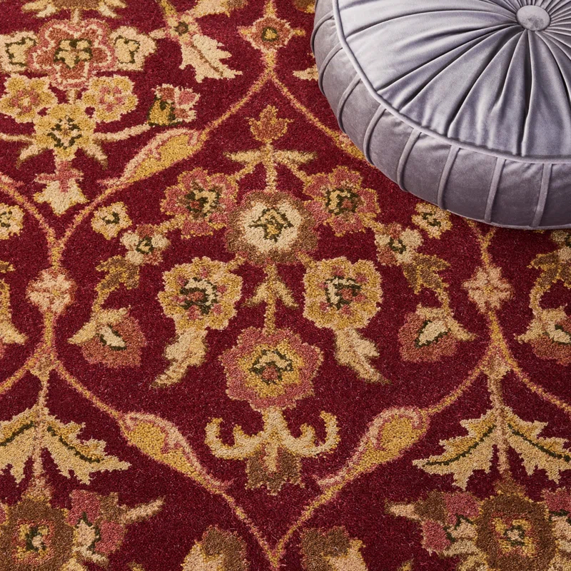 Safavieh Hand Tufted Wool Oriental Rug