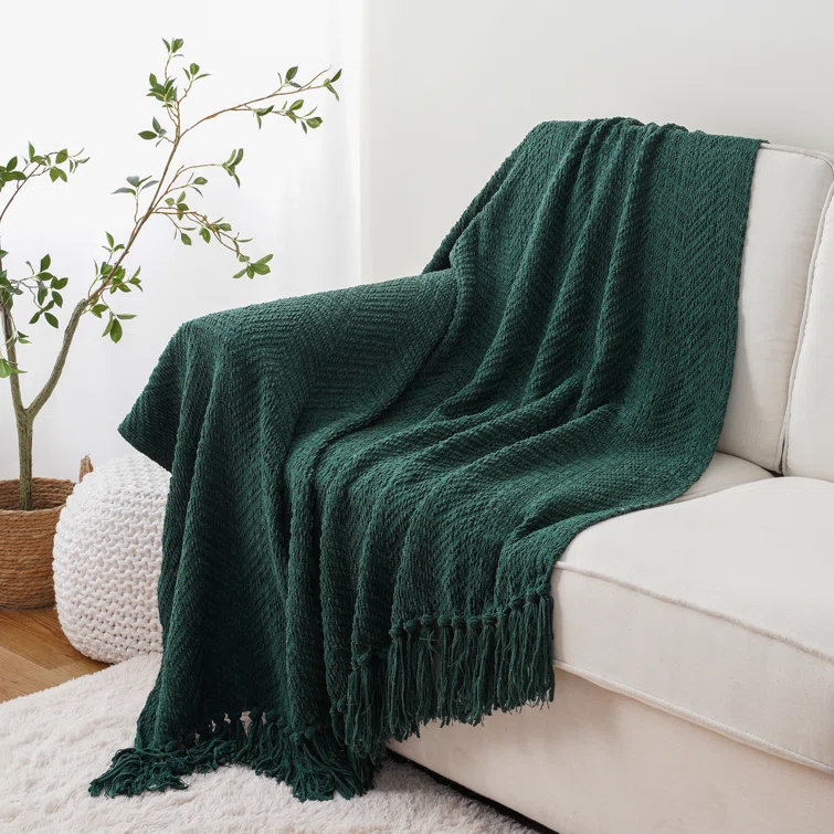 Battilo Home Throw Blanket for Couch, Super Soft Cozy Warm Throws for Twin Bed, Knit Woven Chenille Blanket Versatile for Sofa Bedroom Home Decor