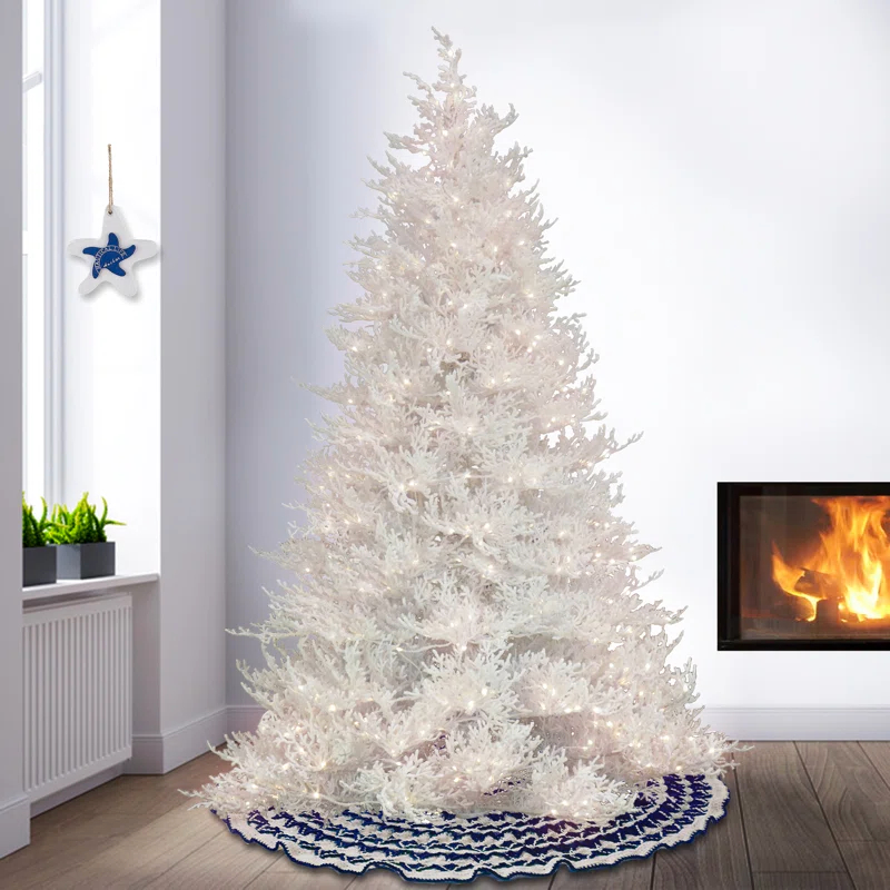 HGTV Home Collection Lighted Christmas Tree with Realistic Needles
