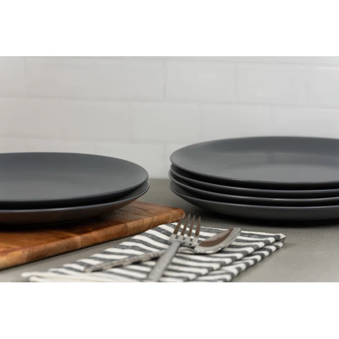Wazee Matte 10.5" Dinner Plate (Set of 6)