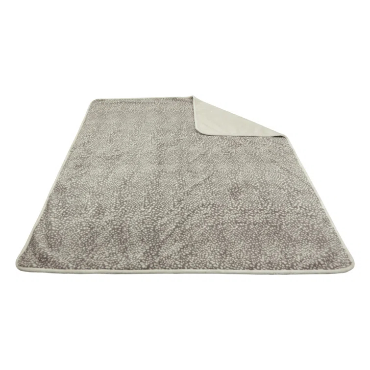Arlee Cozy Waterproof Pet Throw