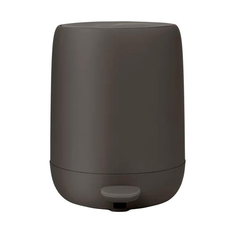 Blomus SONO 1.3-Gallon White Pedal Trash Bin