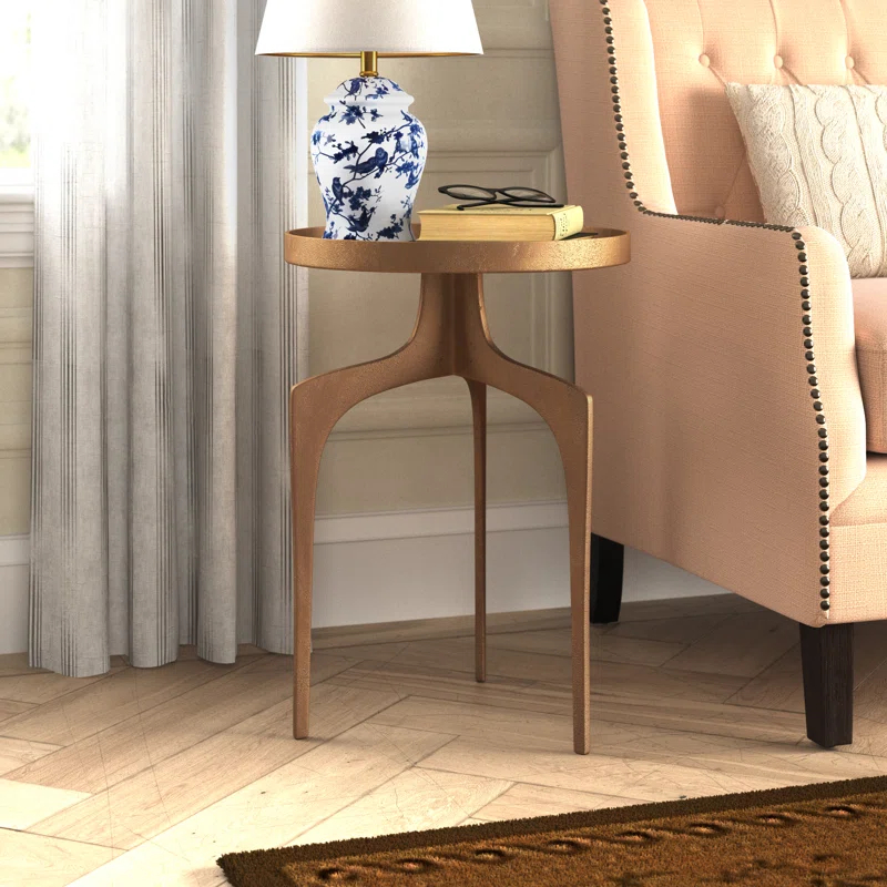 Tray Top 3 Legs End Table